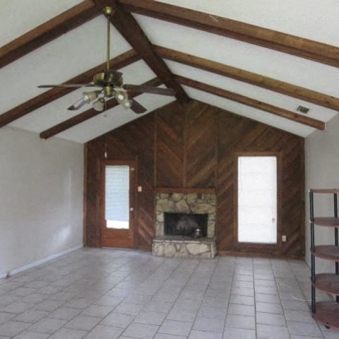 R029 - 6405 Shady Lane 3 Beds House for Rent - Photo gallery 2
