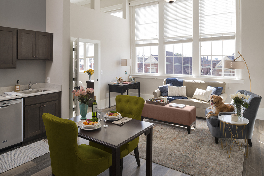 Knoxville High Senior Living Apartments 101 East 5th Avenue