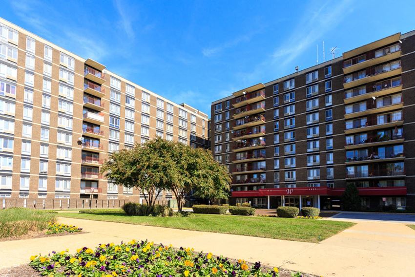 4660 Martin Luther King Jr Avenue, SW 1-2 Beds Apartment for Rent - Photo Gallery