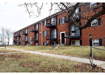 860 Beecher Street Studio-2 Beds Apartment for Rent - Photo Gallery 6