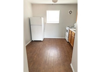 860 Beecher Street Studio-2 Beds Apartment for Rent - Photo Gallery 5