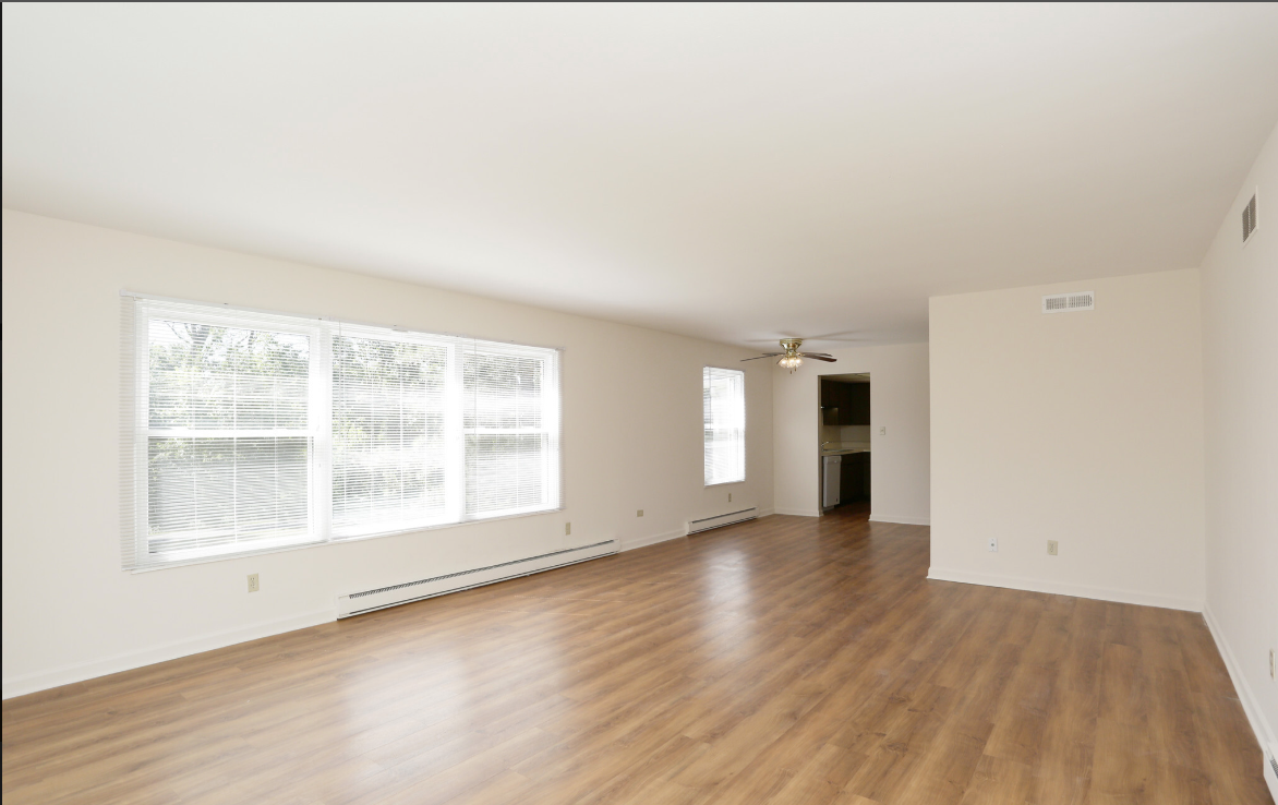 Riverside North Apartments