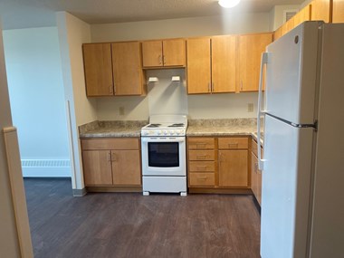 750 North Milton Street 2 Beds Apartment for Rent