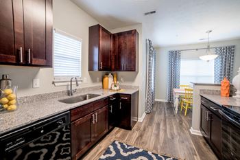 Fieldstone at Glenwood Crossing Apartments in Cincinnati, OH