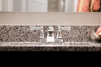 Fieldstone at Glenwood Crossing Apartments in Cincinnati, OH