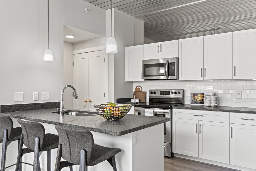 Eat In Kitchen at Scott's View, Richmond, VA 23230