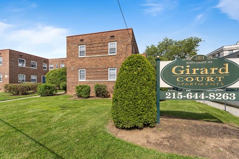 the building where the hotel is located is available for rent