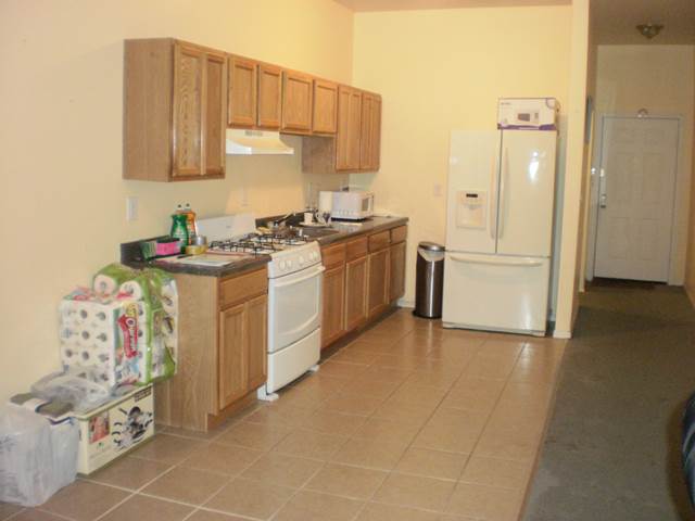 26 Seeley St Apartments