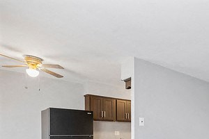 Living Area - Photo Gallery