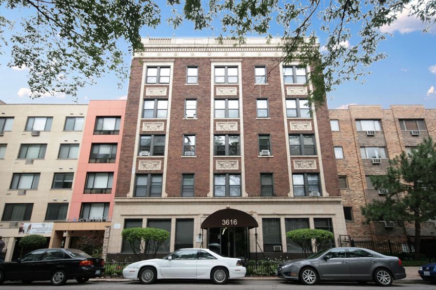 3616 N. Pine Grove Ave. Studio-2 Beds Apartment, Supera for Rent - Photo Gallery 1