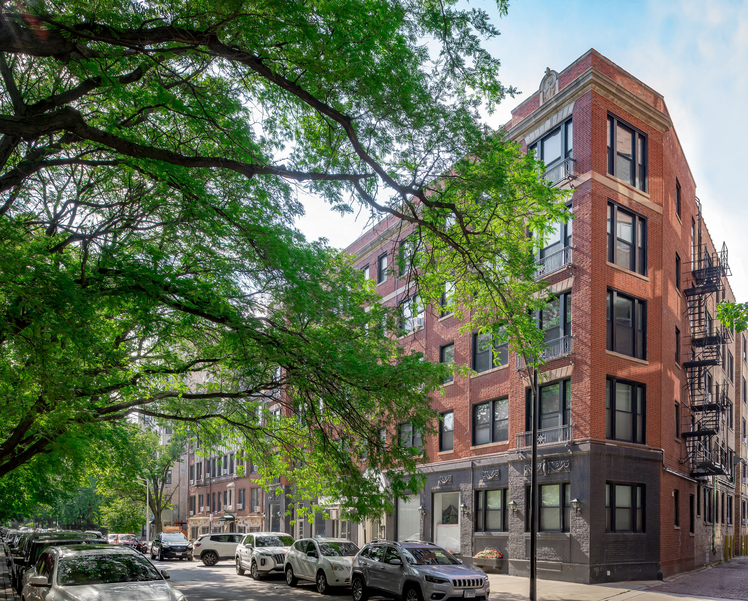 530 W. Arlington Pl.