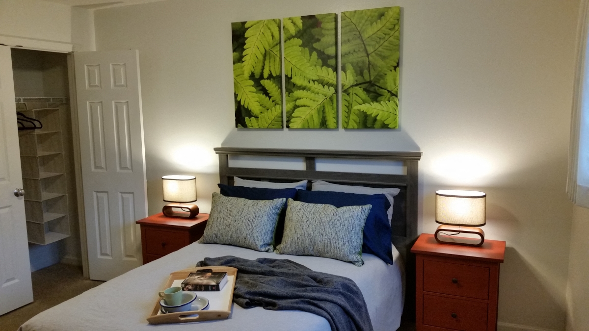 Scotsdale Lower Level Bedroom 2 at Scotsdale Apartments, Coralville, IA