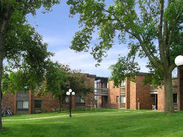 Lush Green Outdoor Spaces Lush Green Outdoor Spaces at Emerald Court, Iowa - Photo Gallery