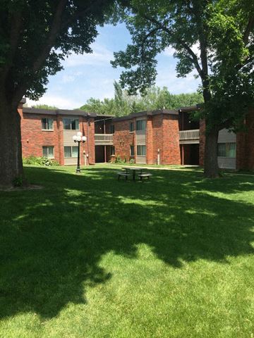 Lush Landscaping Lush Landscaping at Emerald Court, Iowa City, IA, 52246 - Photo Gallery
