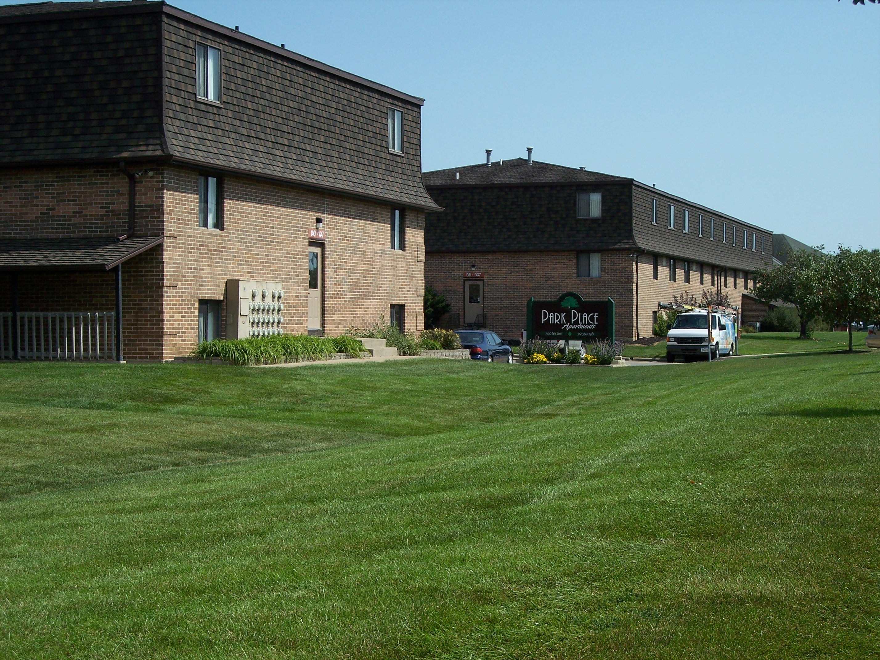 Green Lawns at Park Place Apartments, Coralville, 52241