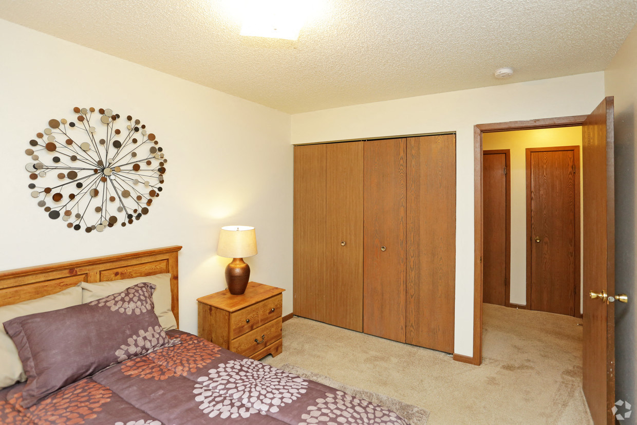 Bedroom Closets at Park Place Apartments, Coralville