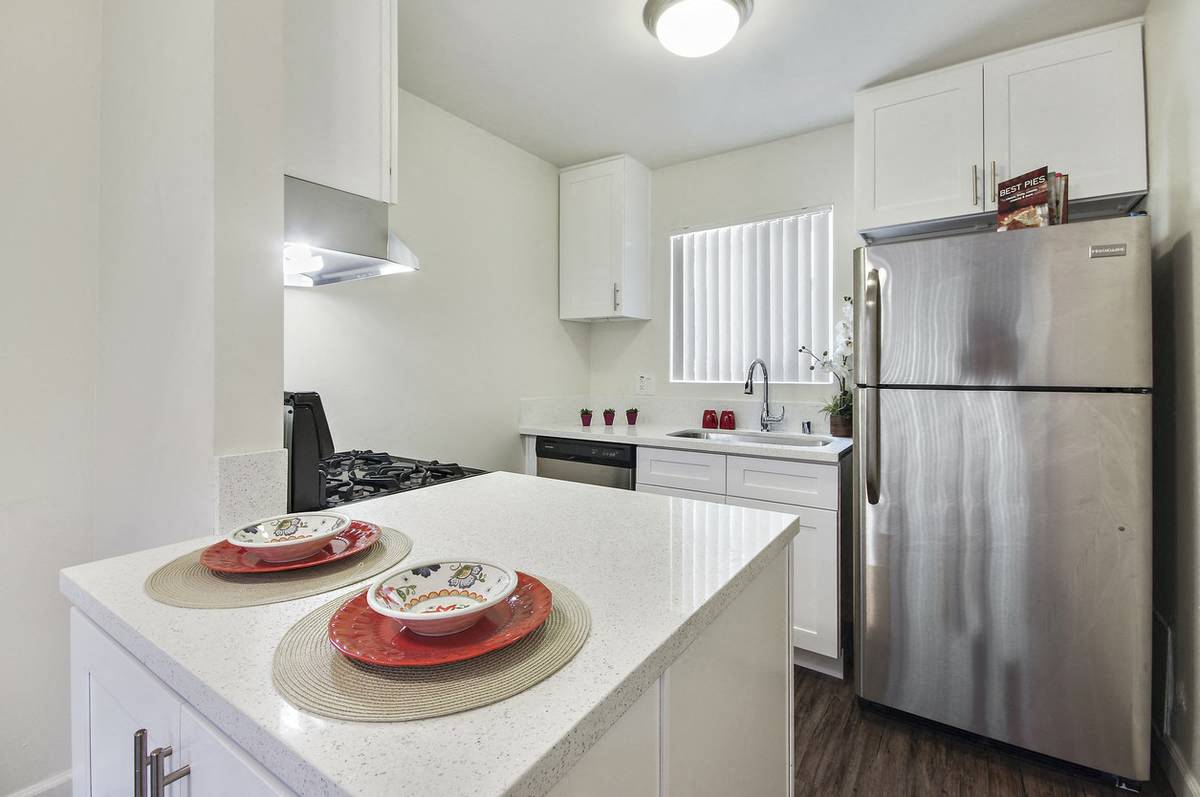 2 Bedroom