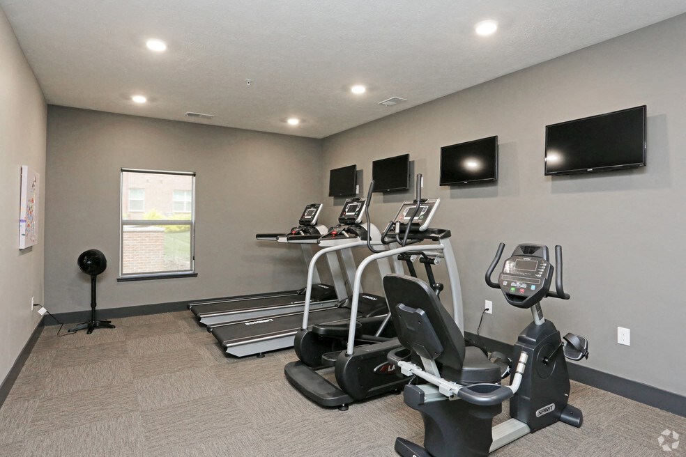 the gym at the preserve apartments