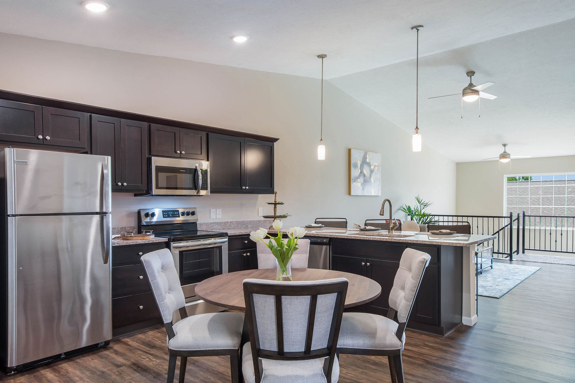 Ypsilanti MI Apartment Rentals Redwood Apartment Neighborhoods Nautica Pointe Redwood Ypsilanti Ironwood Kitchen