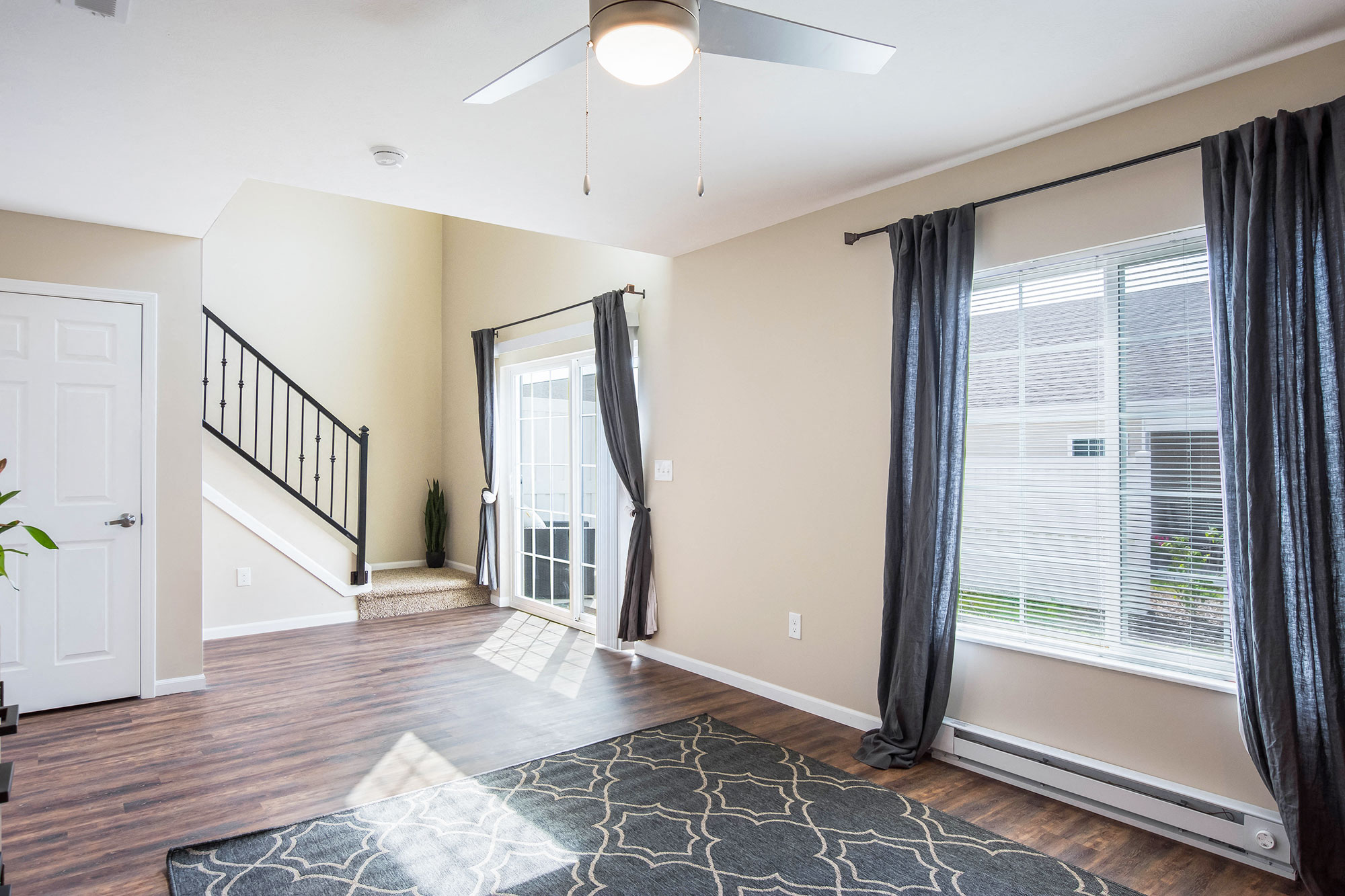 Ypsilanti MI Apartment Rentals Redwood Apartment Neighborhoods Nautica Pointe Redwood Ypsilanti Ironwood Lower Level