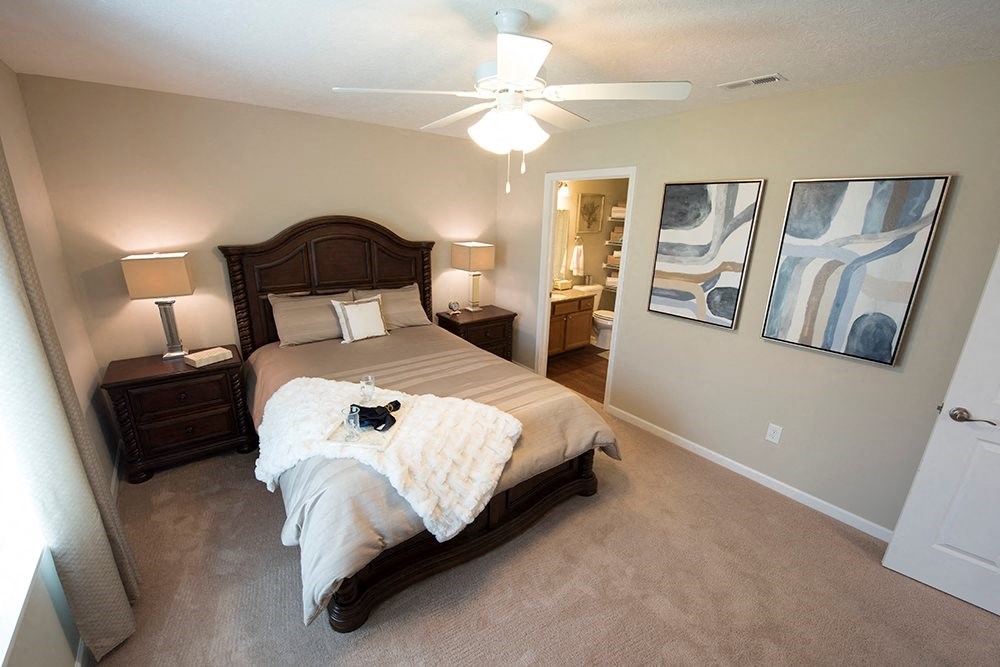 Lake Orion MI Apartment Rentals Redwood Waterstone At Village Square Master Bedroom