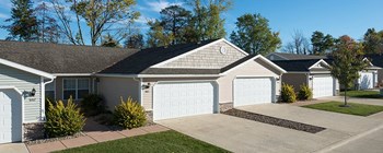 Lake Orion MI Apartment Rentals Redwood Waterstone At Village Square Two Car Garage - Photo Gallery 2