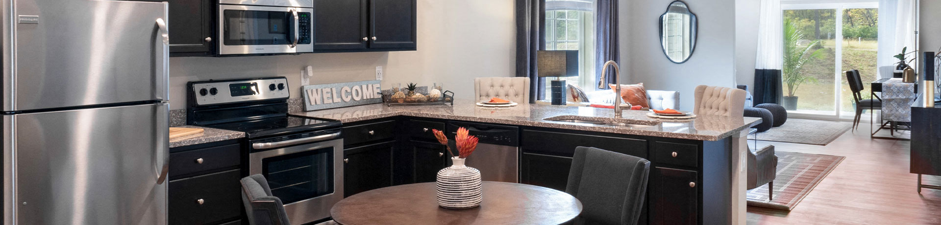 Apartments For Rent Amenities In Macomb Michigan Redwood