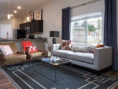 Reynoldsburg OH Apartment Rentals Redwood Blacklick Point Living Room