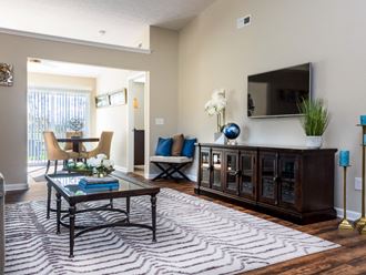 Blacklick OH Apartment Rentals Redwood Jefferson Grove Living Room