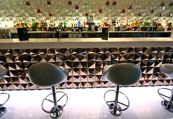 On-site Radisson Blu Hotel, Filini Restaurant & Bar, and CVS/Pharmacy