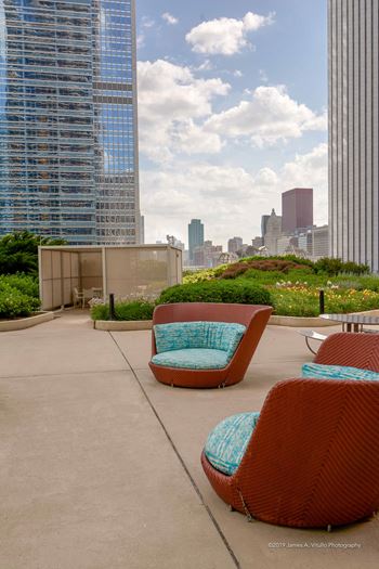 80,000+ square foot Outdoor Amenity Deck