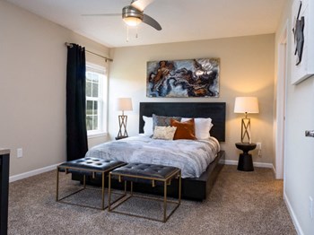 Washington OH Apartment Rentals Redwood Hawthorne Gate Master Bedroom - Photo Gallery 5
