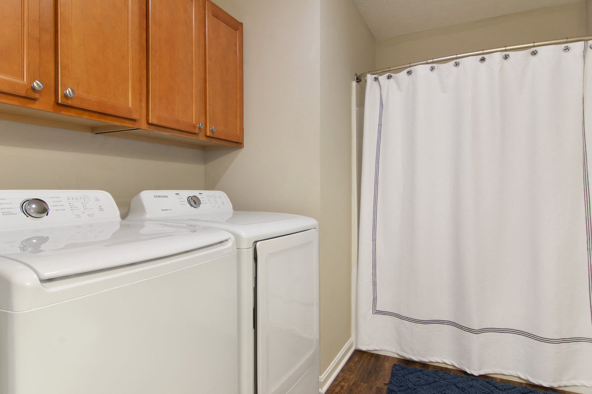Noblesville Indiana Apartment Rentals Redwood Noblesville Webster Drive Laundry