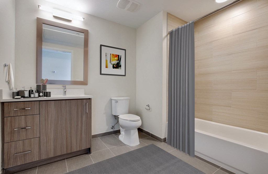 Colewood Apartments Model Bathroom