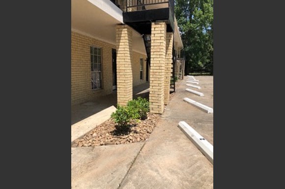 3rd Street Apartments 1500 South 3rd Street Conroe Tx Rentcafe