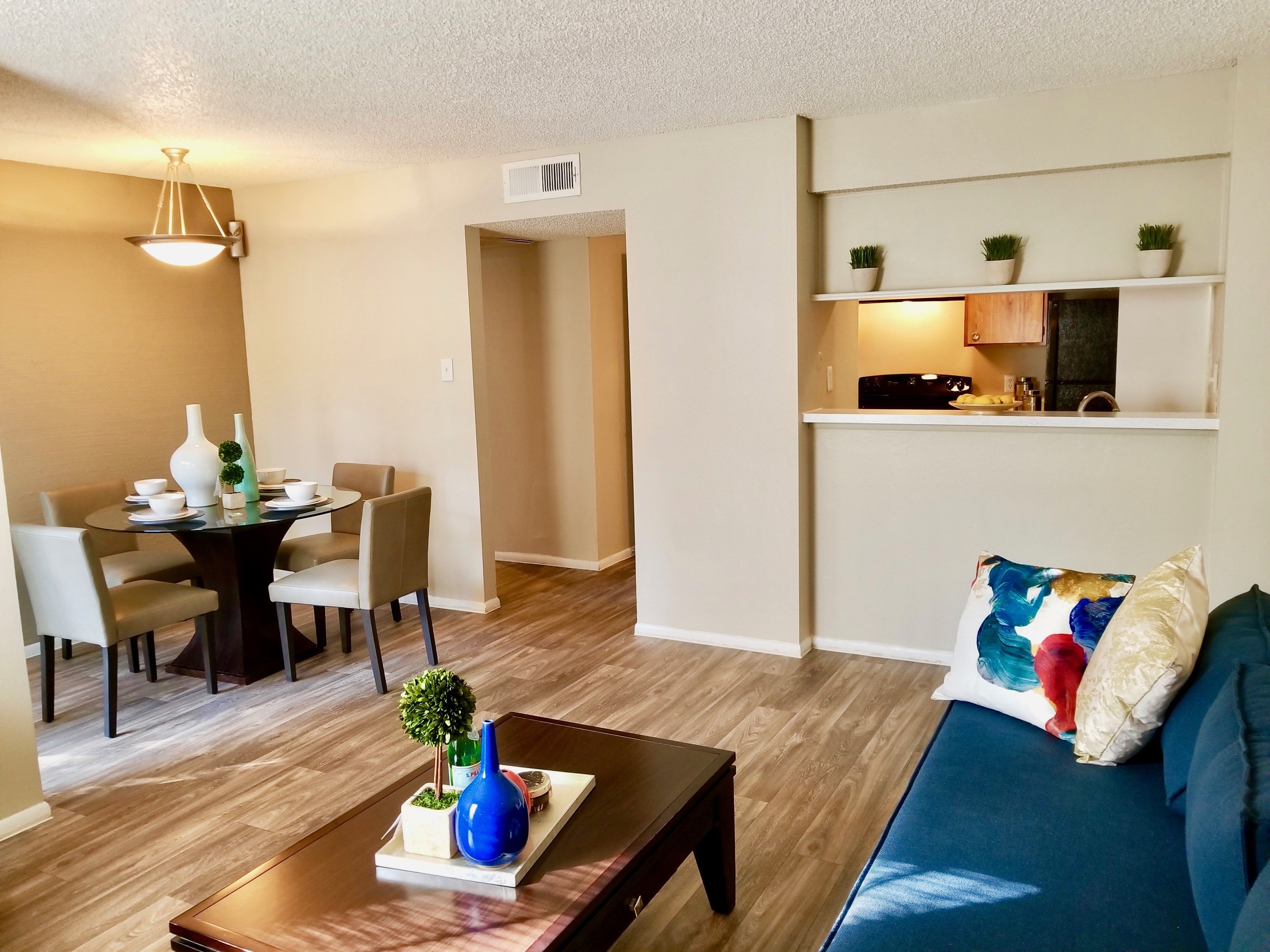 OakRidge Apartment Homes, 11200 Perrin Beitel, San Antonio, TX RENTCafé
