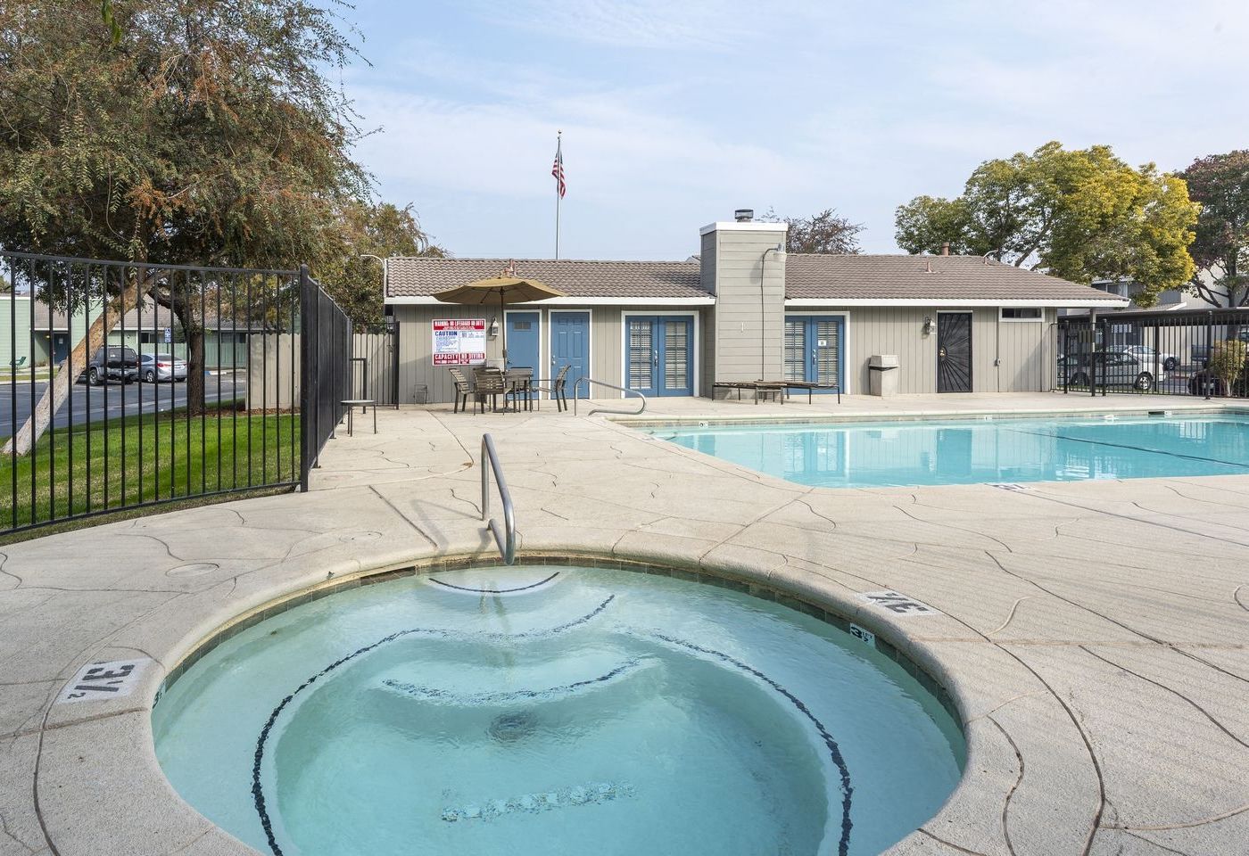 Photos and Video of Willow Lakes in Corcoran, CA