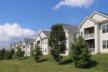 1500 High Pointe Drive 1-3 Beds Apartment for Rent