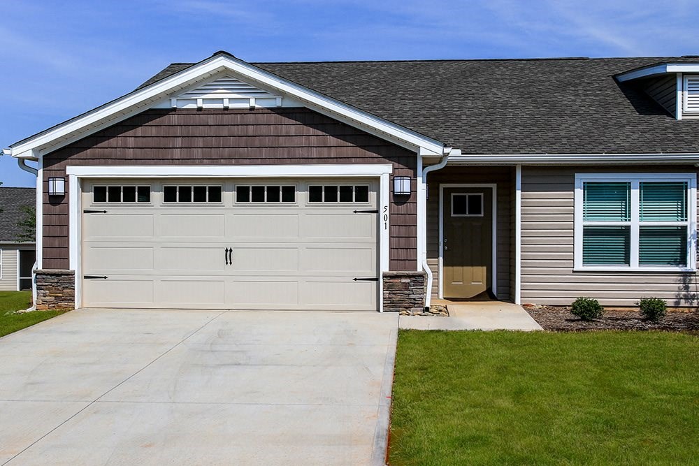 Concord NC Apartment Rentals Redwood Two Car Garage