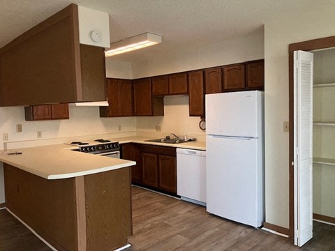 25 SAMS POINT ROAD 4D TABBY OAKS - NO PETS 2 Beds Apartment for Rent