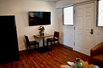161 Banyan Drive 1-2 Beds Apartment for Rent - Photo Gallery 6