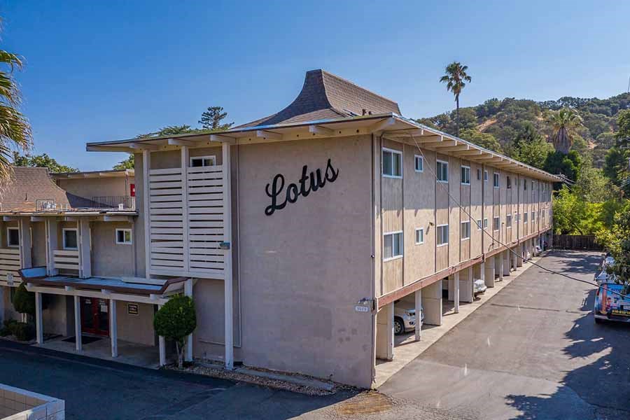 Exterior of building l Lotus Apartments in Martinez CA