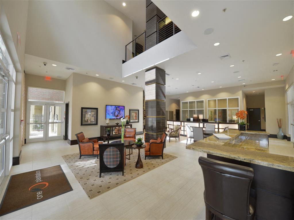 One Plantation Apartments