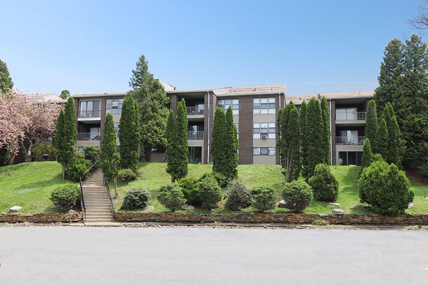 Mountain Lake Apartments, 6 Donny Drive, Scranton, PA RENTCafé