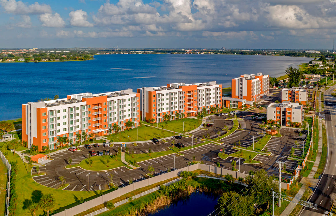 Village At Mangonia Lake Apartments In West Palm Beach Fl
