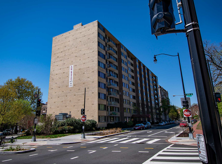 2112 New Hampshire Ave Apartments Building 29