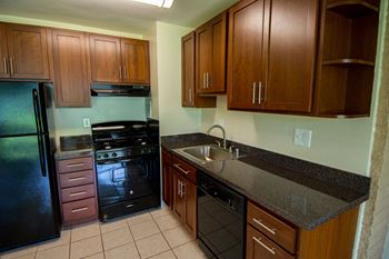 Heritage Park Apartments Garbage Disposal