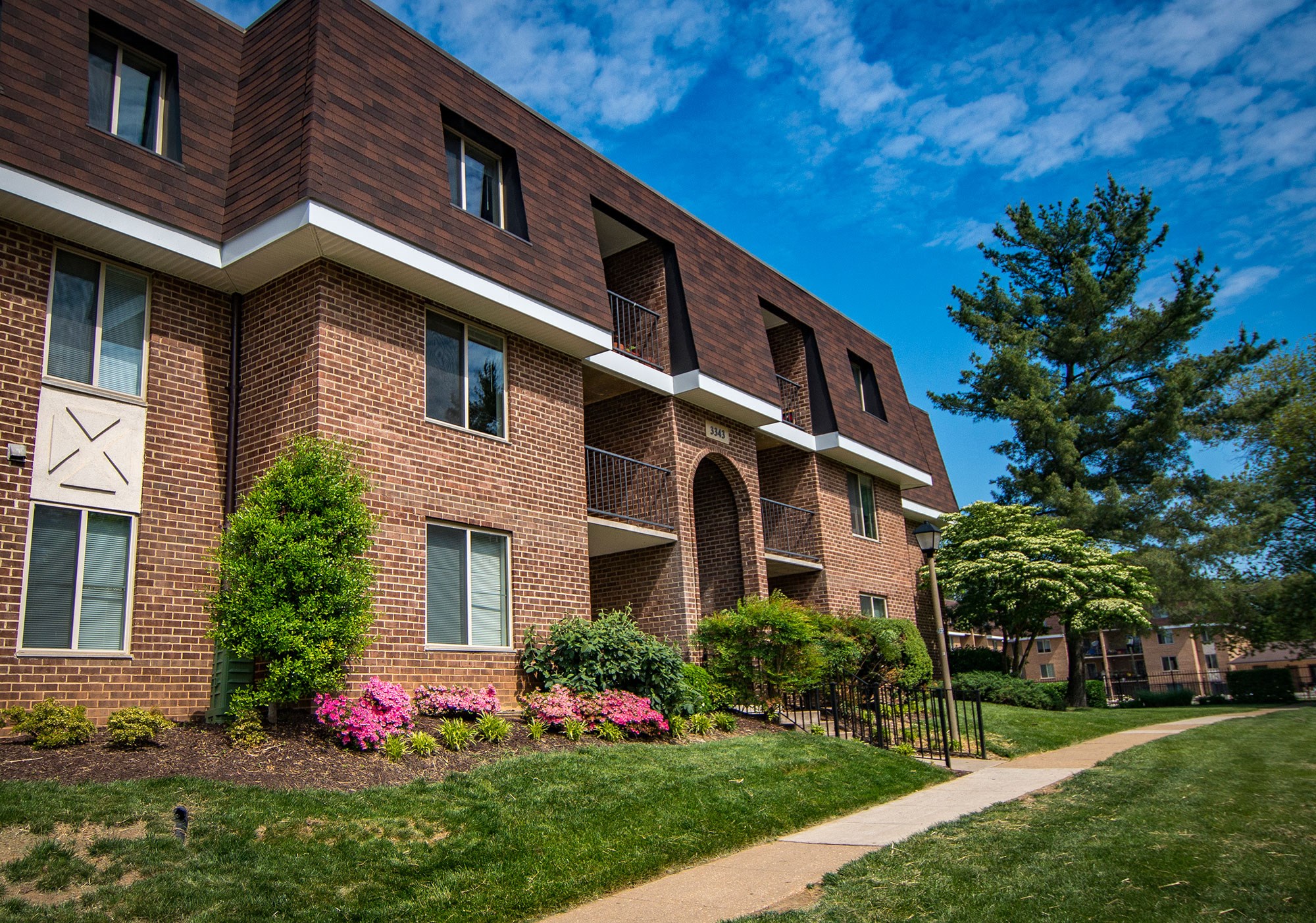 Oakton Park Apartments, 3347 Willow Crescent Drive, Fairfax, VA RENTCafé