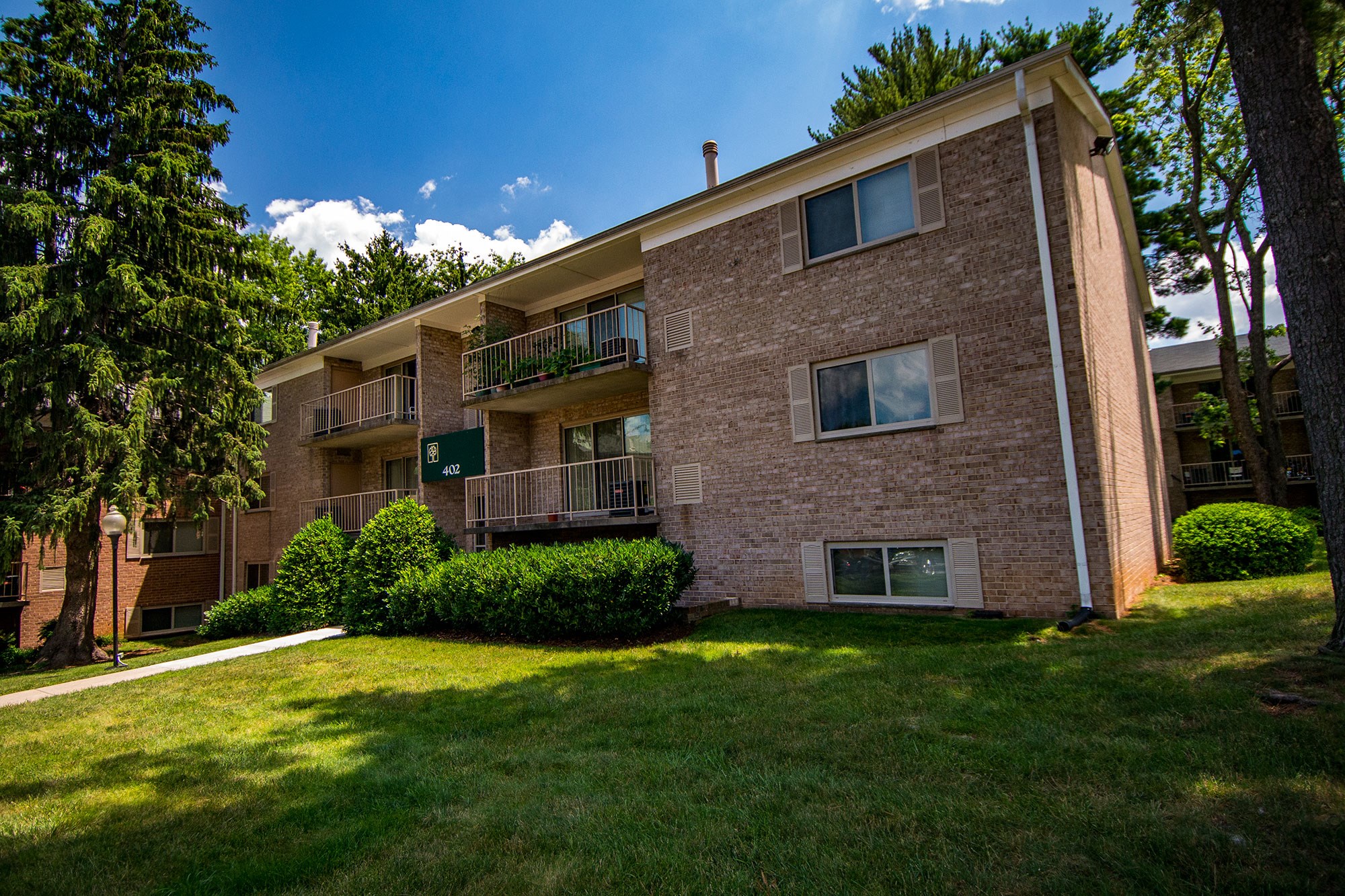 Spring Ridge Apartments, 374 N. Summit Avenue, Gaithersburg, MD RentCafe