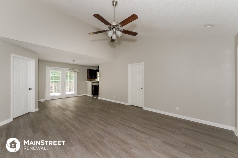 the living room and dining room are spacious and clean